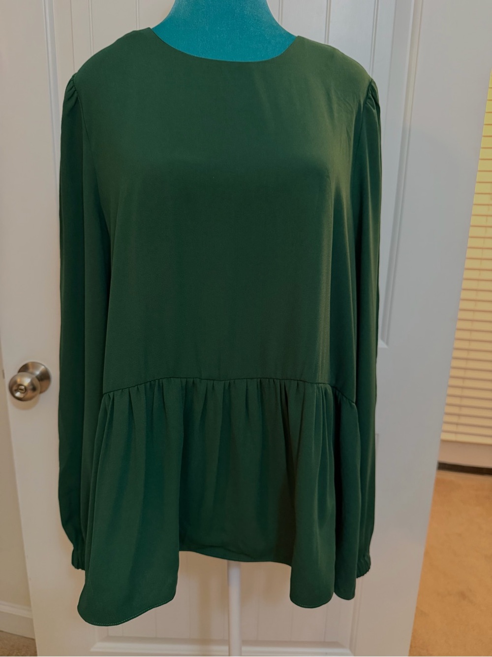 Pomander Place Carlota Forest Green Peplum Long-Sleeve Top Sz XL